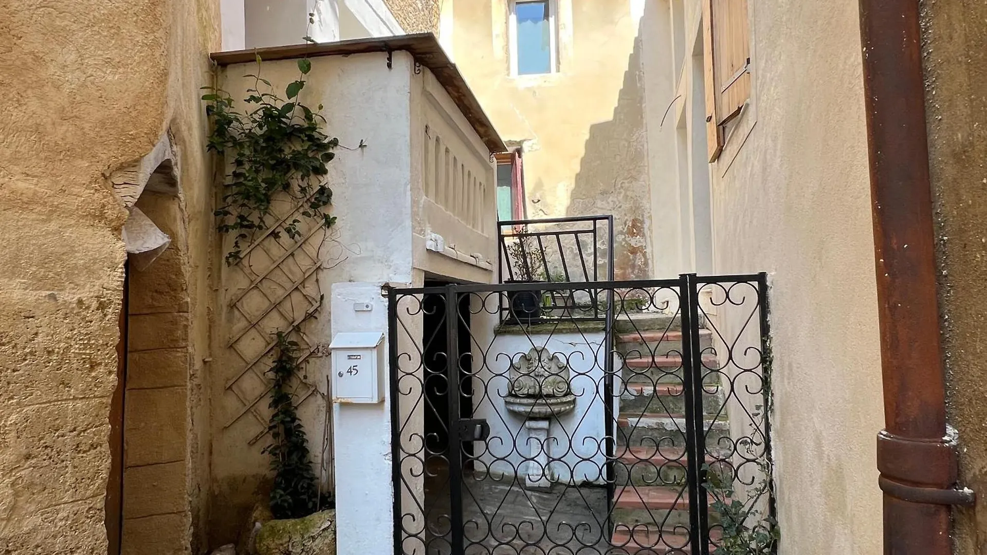 Maison Cosy En Provence Proche Golf Pont Royal Alleins 0*,