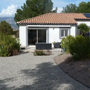 Appartement Les Cigales, Alleins